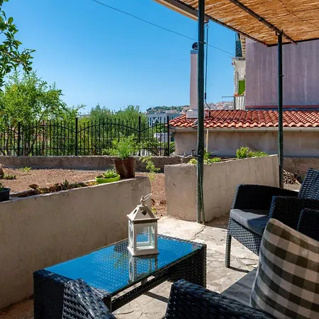 Laura - Lapad Apartment Dubrovnik