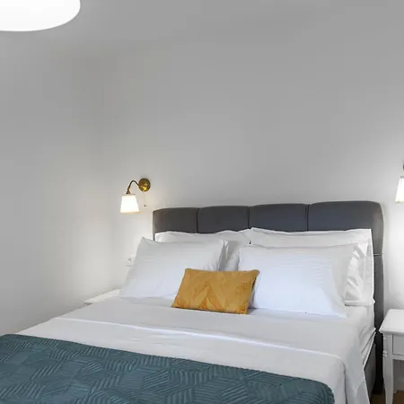 Laura - Lapad * Дубровник