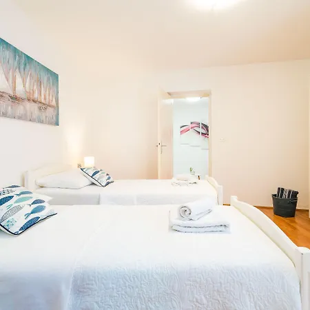 Апартаменты Laura - Lapad