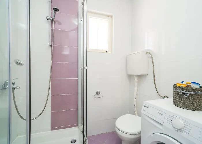 Laura - Lapad Apartmán *